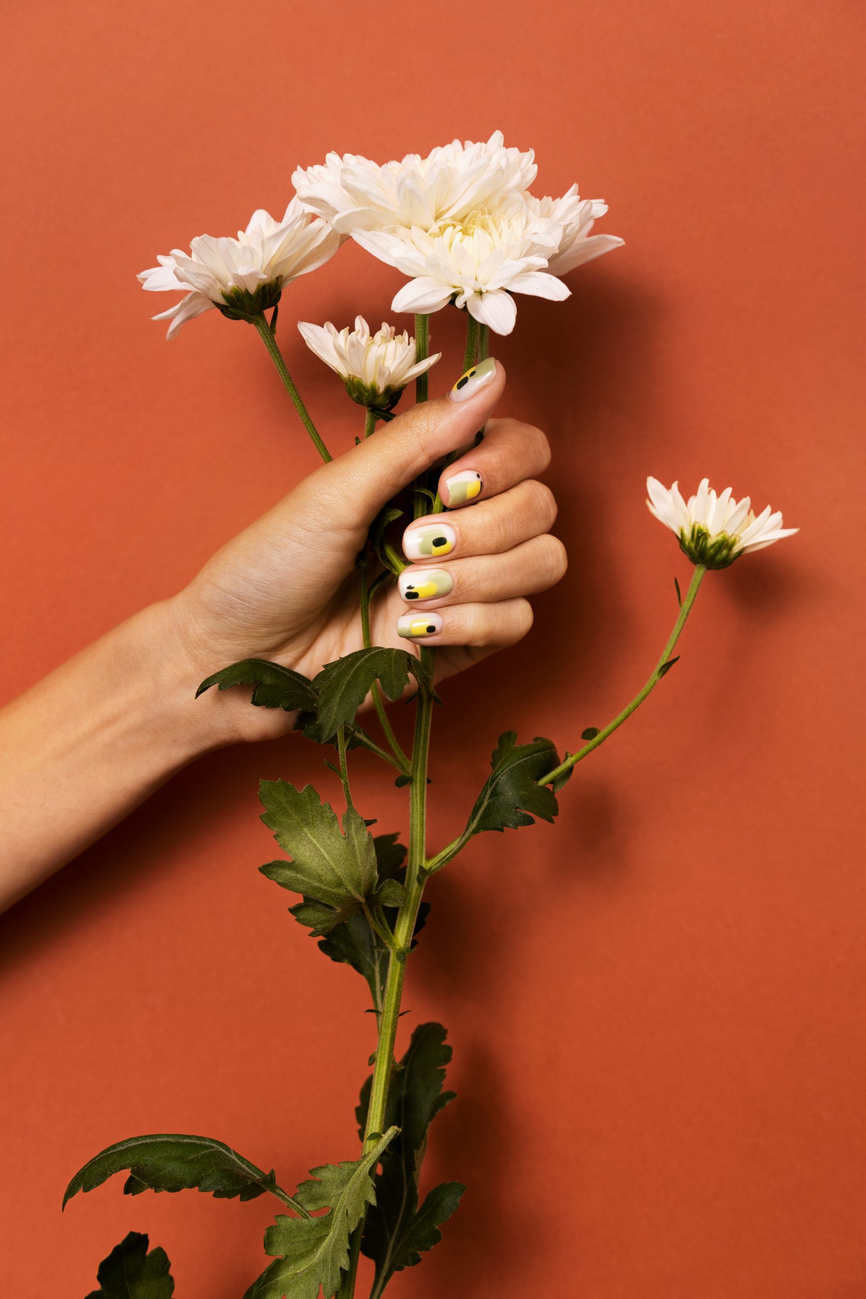Elegant nail polish design
